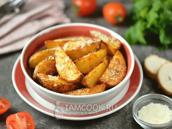 Фото готового блюда: Картошка по-деревенски с сыром в духовке