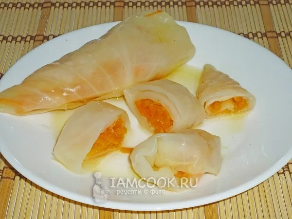 Фото готового блюда: Квашеные голубцы с морковью