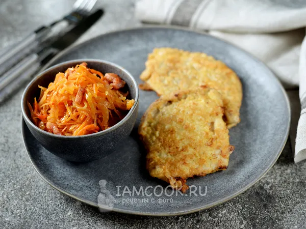 Фото готового блюда: Тушеная квашеная капуста с беконом