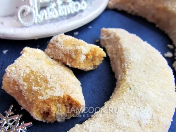 Фото готового блюда: Миндальное печенье «Полумесяцы»