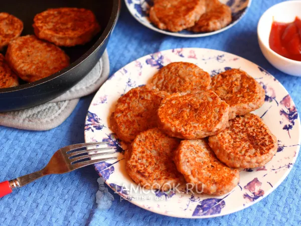 Фото готового блюда: Котлеты из фасоли и риса