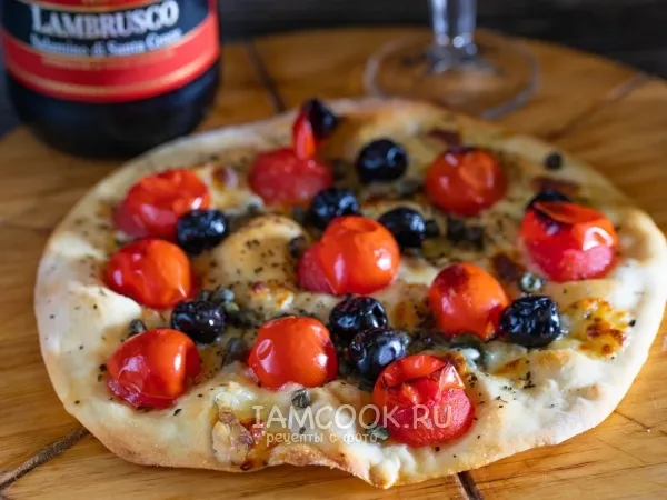 Фото готового блюда: Пицца с маслинами