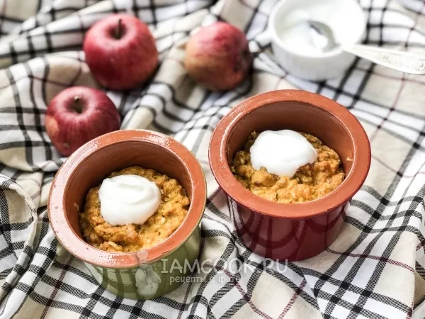 Фото блюда: Овсяная запеканка с яблоками морковью в микроволновке