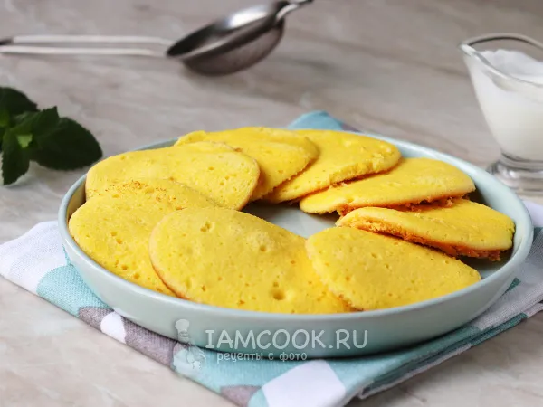 Фото готового блюда: Бисквитные оладьи на сковороде