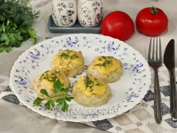 Фото блюда: Куриные биточки с сыром в духовке