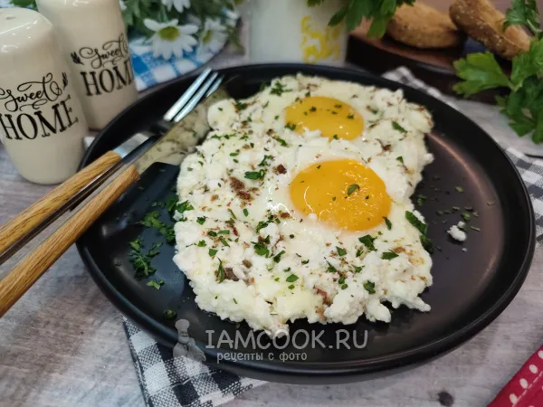 Фото блюда: Яичница с фетаксой