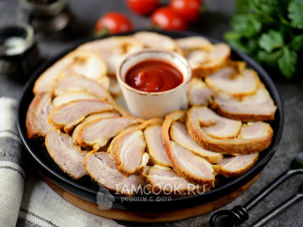 Фото готового блюда: Рулет из пашины свиной в духовке