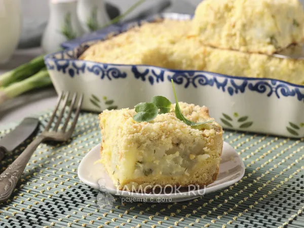 Фото готового блюда: Обсыпной картофельный пирог