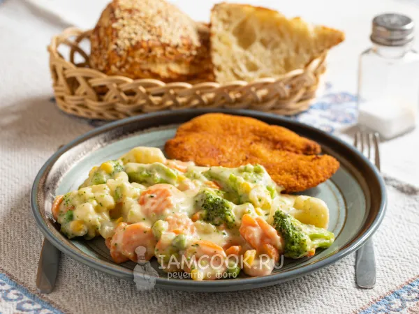 Фото блюда: Замороженные овощи в сливочном соусе