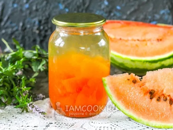 Фото готового блюда: Компот из арбуза на зиму