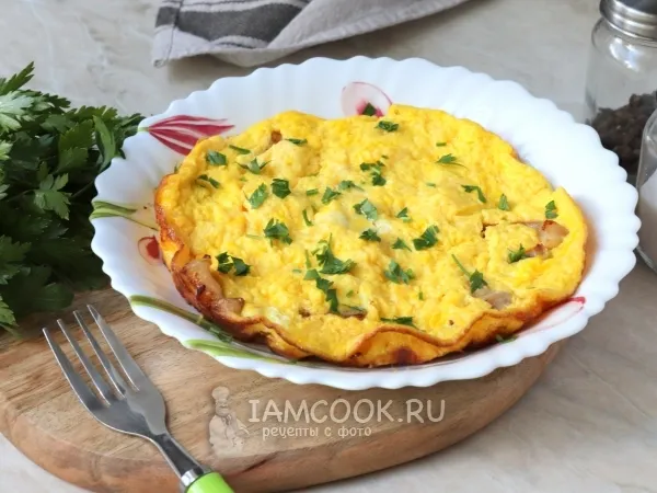 Фото готового блюда: Омлет с салом