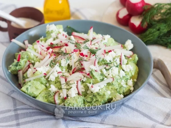 Фото готового блюда: Картофельный салат с заправкой из черемши