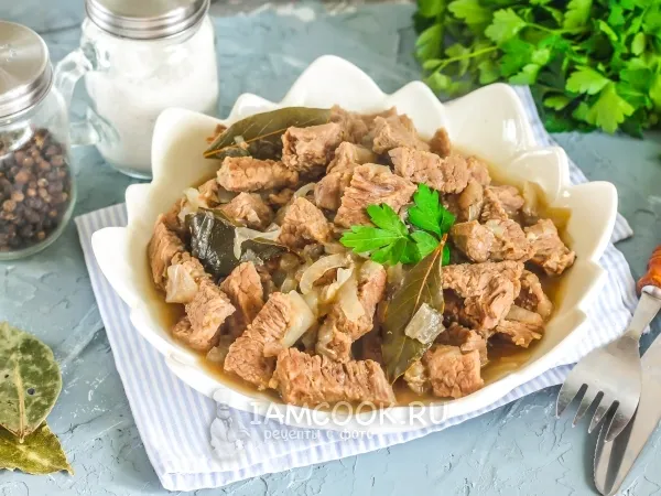 Фото готового блюда: Тушеная телятина в мультиварке