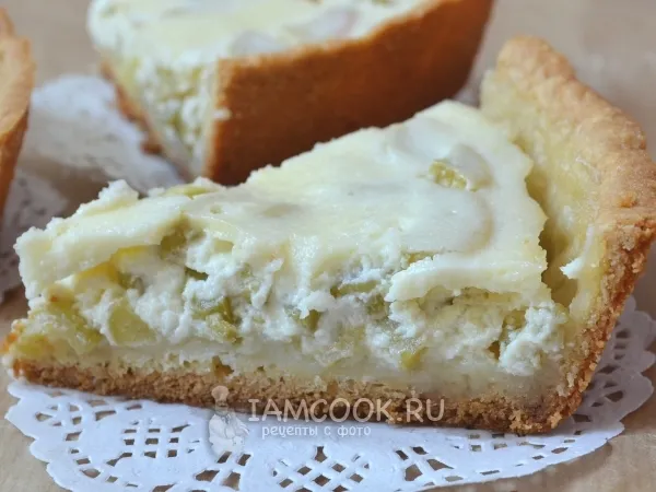 Фото готового блюда: Пирог с ревенем