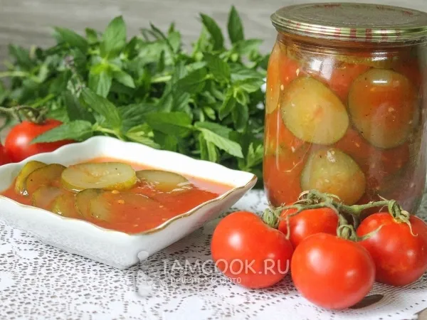 Фото готового блюда: Огурцы в томатной заливке на зиму