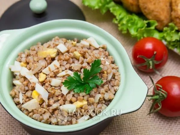 Фото блюда: Гречневая каша с белыми грибами и яйцами