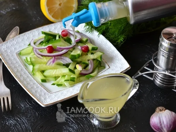 Фото блюда: Постная чесночная заправка для салатов