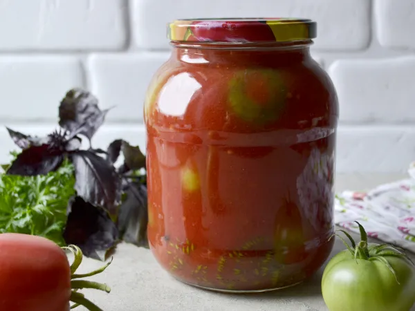 Фото блюда: Зеленые помидоры в томатной заливке на зиму