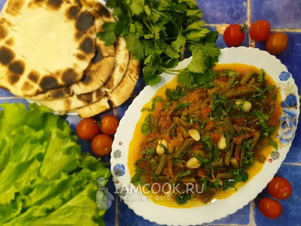 Фото блюда: Лубие би зет (зелёная стручковая фасоль по-ливански)