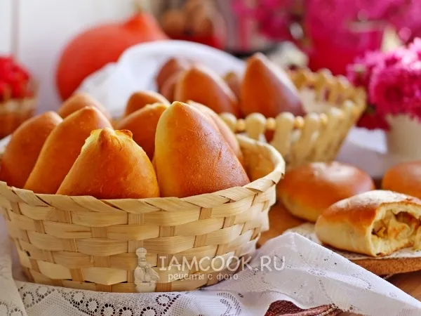 Фото готового блюда: Пирожки с капустой на тесте с майонезом