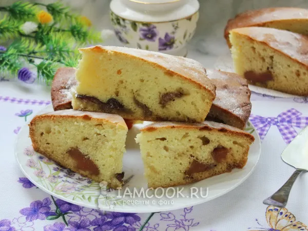 Фото блюда: Заливной пирог с вареньем на кефире