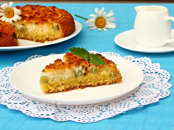 Фото готового блюда: Пирог с ревенем и кокосовой стружкой