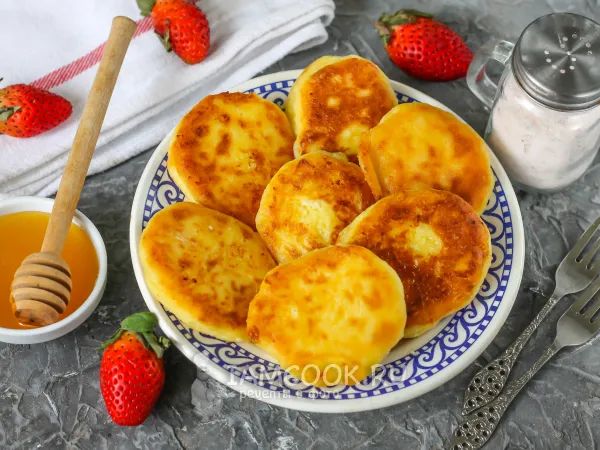 Фото готового блюда: Сырники с медом