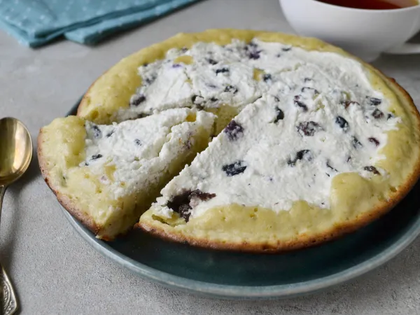 Фото блюда: Ватрушка с творогом на сковороде