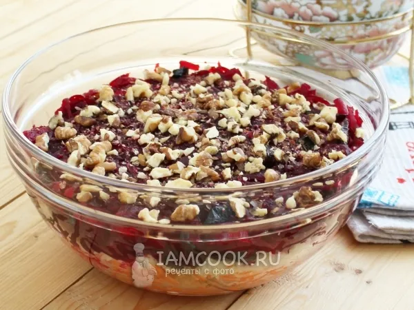 Фото готового блюда: Салат «Любовница» со свеклой и морковью