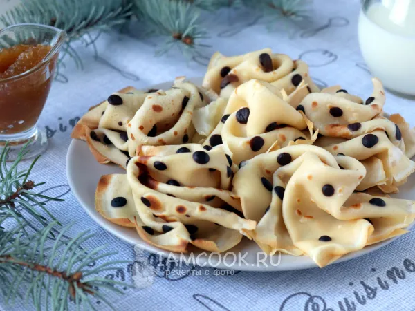 Фото готового блюда: Блины в горошек