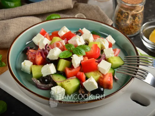 Фото блюда: Греческий салат с фетаксой (классический рецепт)