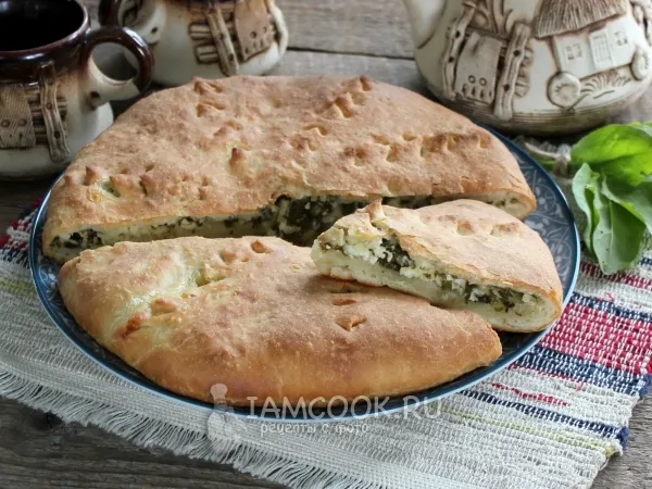 Фото блюда: Пирог из дрожжевого теста с щавелем