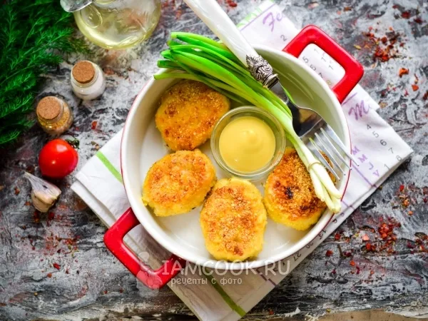 Фото готового блюда: Котлеты из индейки с картошкой