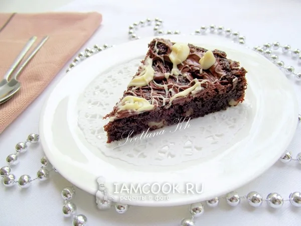 Фото готового блюда: Черемуховый пирог с орехами