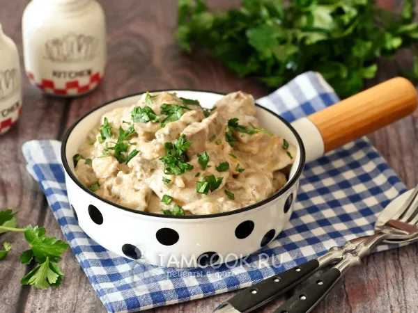 Фото блюда: Утиная печень в сметане с луком