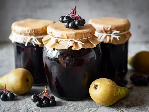 Фото блюда: Варенье из груш и черноплодной рябины