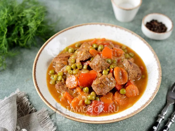 Фото блюда: Гуляш из говядины с овощами