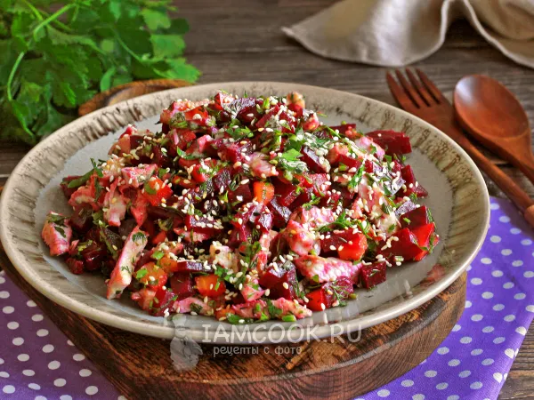 Фото блюда: Салат с курицей, свеклой и морковью