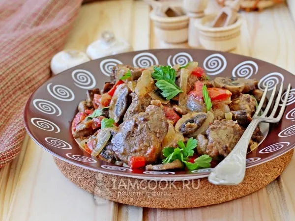 Фото блюда: Куриная печень с шампиньонами