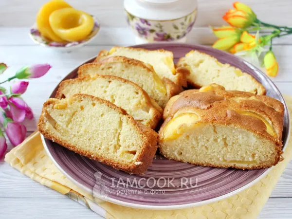 Фото блюда: Кекс с консервированными персиками