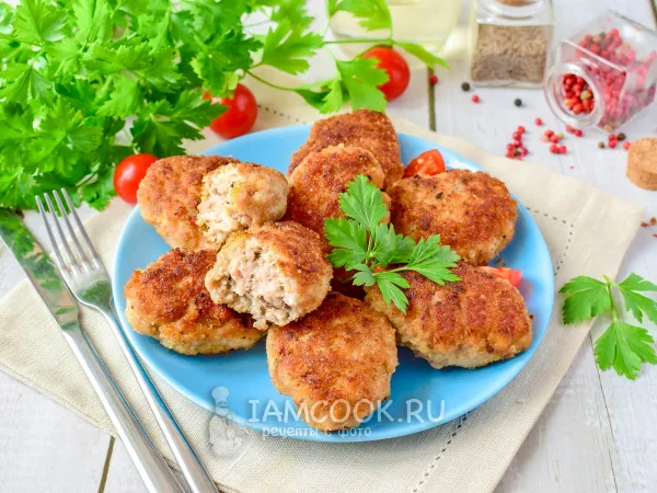 Фото готового блюда: Котлеты из свинины, говядины и индейки