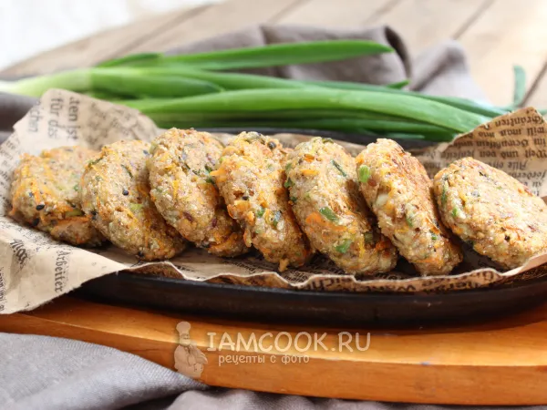 Фото готового блюда: Котлеты из зеленой гречки (вегетарианские) без яиц