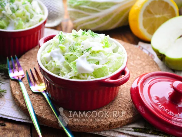 Фото блюда: Салат из пекинской капусты с яблоком