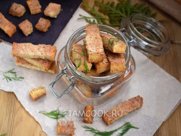 Фото готового блюда: Гренки с крабово-креветочной пастой