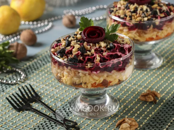 Фото готового блюда: Салат «Любовница» с яблоком