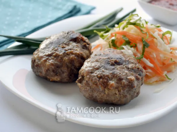 Фото блюда: Котлеты из говяжьего и куриного фарша