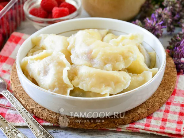 Фото блюда: Вареники с творогом и малиной