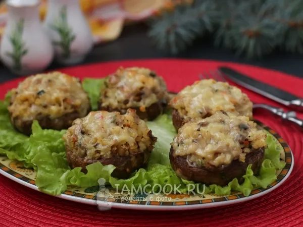 Фото блюда: Фаршированные булгуром шампиньоны