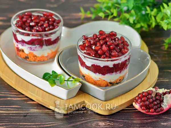 Фото блюда: Салат «Любовница» с гранатом