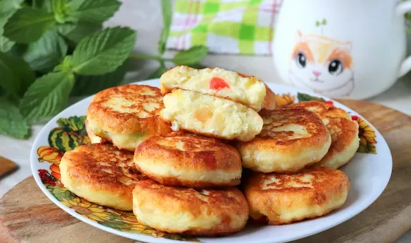 Фото блюда: Сырники с цукатами